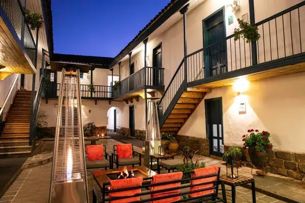 Abittare heated courtyard