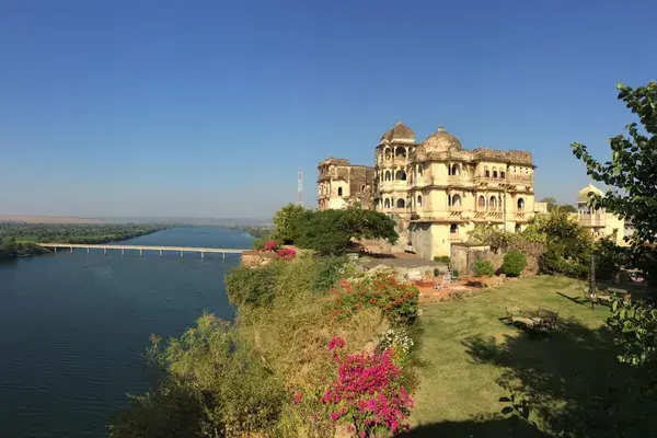 Bhainsrorgarh Fort By The River