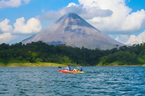 Couple kayaking on Lake Arenal
