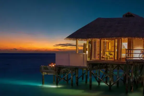 Honeymoon Six Senses Laamu Website