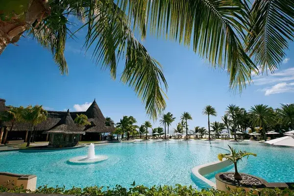 Lux Belle Mare Pool 