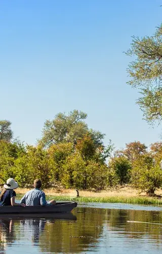Machabasafaris l Elephant river safari Botswana